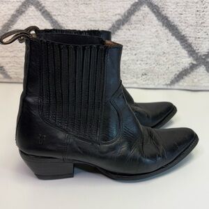 Frye Women’s 6 Sacha Chelsea Black Italian Leather Boot Slip On Western Heel